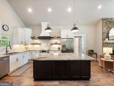 Welcome home to peaceful country living with all the modern - photo 8