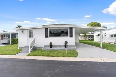 (private lake, pond, creek) Home For Sale in Largo Florida