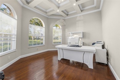 Welcome to your dream home in Naples! This stunning single - photo 5
