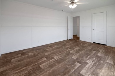 Welcome to this beautifully designed Champion Lake Manor model - photo 12