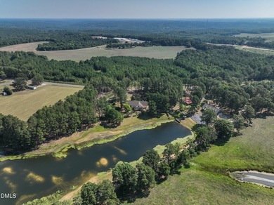 Discover this extensively renovated custom home, perfectly - photo 12