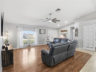 RARE DOUBLE LOT PROPERTY in NW Cape Coral!! Nestled on a - photo 2