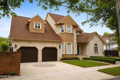 Looking for a fully custom, beautifully updated home in - photo 6