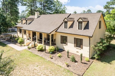 Discover this extensively renovated custom home, perfectly - photo 26