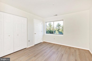 Charming Luxury Condo on the edge of Baker Park. Discover the - photo 33
