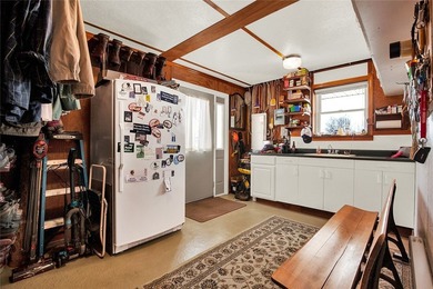 Experience breathtaking views and complete tranquility at 440 - photo 35