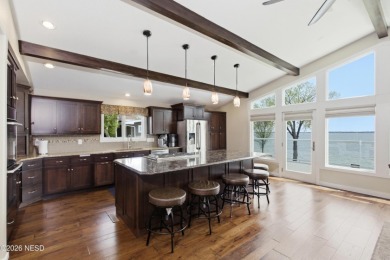 Stunning Lake Kampeska home with 100' of lake frontage - photo 8