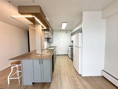 3817 Ventnor Ave 1201