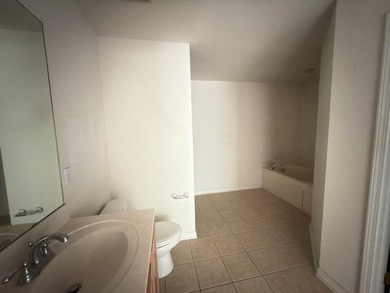 Welcome to Emerald Lakes and your newest REO real estate - photo 5