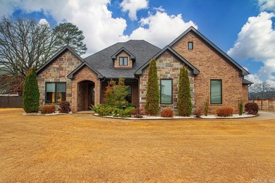 Hurricane Lake Home For Sale in Benton Arkansas