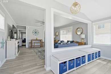 Price Improvement! Now offered at $424,900, this turn-key - photo 4