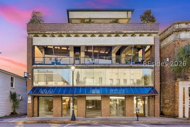 Panoramic Waterfront Views Downtown Beaufort, SC: Located