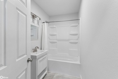 Beautifully remodeled and move-in ready, this charming home - photo 12