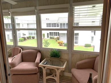 Beautifully upgraded and spacious 2-bedroom, 2-bath condo - photo 12