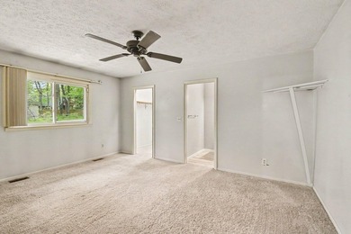 Beautiful stick built home in a wonderful neighborhood on a - photo 14