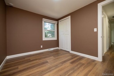 Completely updated and truly move-in ready, this charming ranch - photo 15
