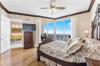 DIRECT OCEAN UPPER PENTHOUSE w/ 11 FOOT CEILINGS at L'Hermitage - photo 19