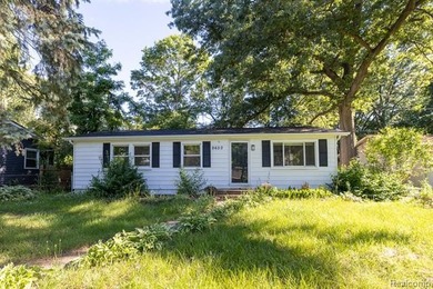Completely updated and truly move-in ready, this charming ranch - photo 21