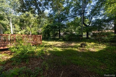 Completely updated and truly move-in ready, this charming ranch - photo 23
