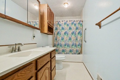 Beautiful stick built home in a wonderful neighborhood on a - photo 25