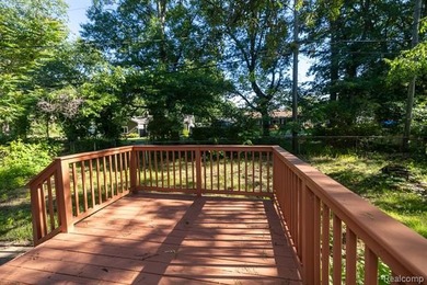 Completely updated and truly move-in ready, this charming ranch - photo 26