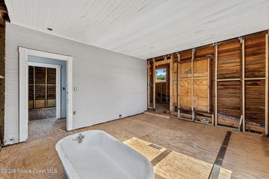 Choose the finishes and complete the vision on this historic - photo 28