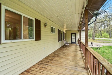 Beautiful stick built home in a wonderful neighborhood on a - photo 30