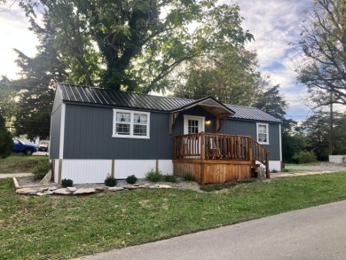 Lake Home For Sale in Harrodsburg, Kentucky