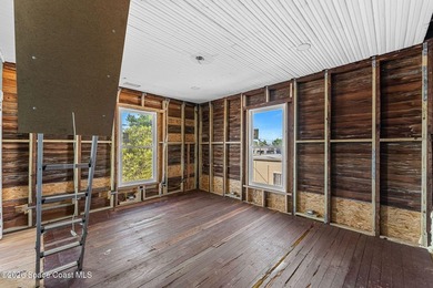 Choose the finishes and complete the vision on this historic - photo 32