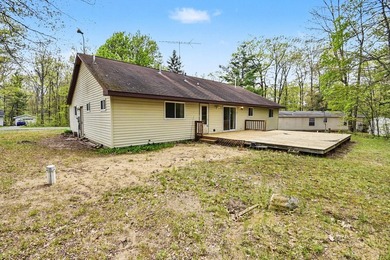 Beautiful stick built home in a wonderful neighborhood on a - photo 33