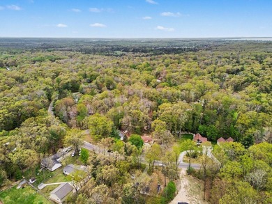 Beautiful stick built home in a wonderful neighborhood on a - photo 44