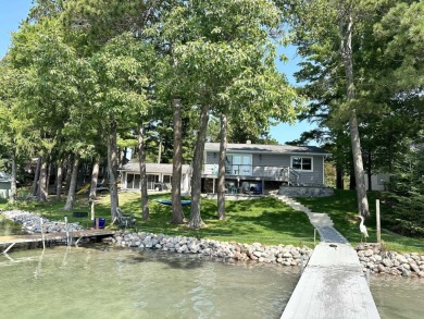 Lake Home For Sale in Waupaca, Wisconsin