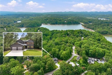 Welcome to lakeside living on Lake Lanier in the sought-after - photo 5