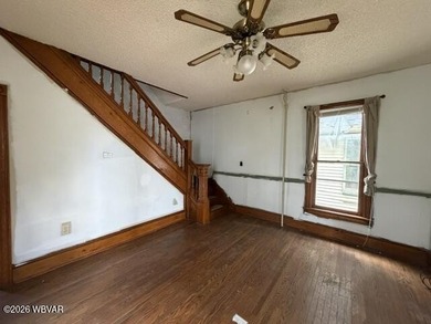 No Flood Insurance Required! Whether you're looking for a place - photo 9
