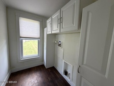 No Flood Insurance Required! Whether you're looking for a place - photo 10