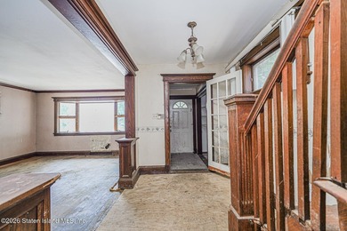 PROPERTY IS VACANT! PRICED TO SELL AS IS: CASH OFFERS ONLY - photo 8