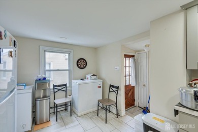 Terrific opportunity to own this beautiful 1/2 Duplex. Great - photo 13
