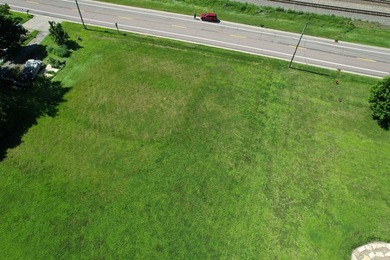 Come build your dream home in the beautiful town of Cassville! - photo 4