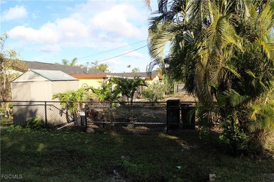 This stunning 4-bedroom+Den, 2-bathroom home is well centralized - photo 5