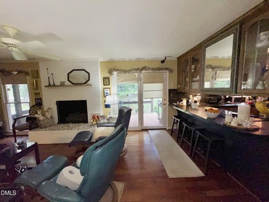Welcome to this 3-bedroom, 2.5-bathroom single-family residence - photo 17