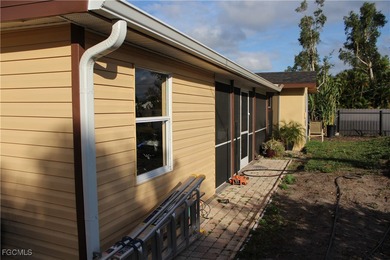 This stunning 4-bedroom+Den, 2-bathroom home is well centralized - photo 9