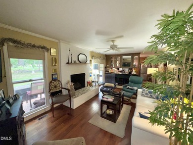 Welcome to this 3-bedroom, 2.5-bathroom single-family residence - photo 20