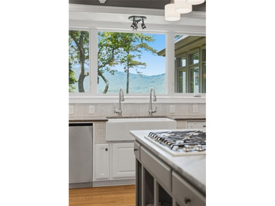 Experience one of Big Canoe's most captivating vista-pruned lake - photo 23