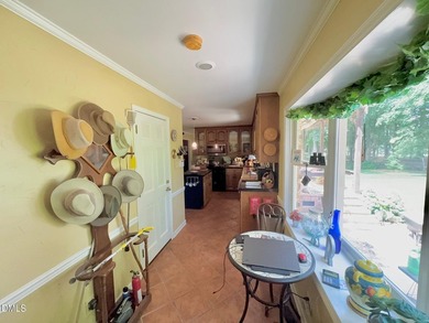 Welcome to this 3-bedroom, 2.5-bathroom single-family residence - photo 31