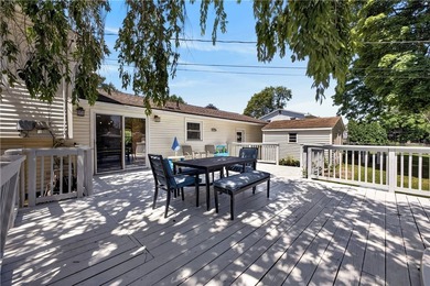 Welcome to this spacious 1672 sq. ft. split level home in a - photo 32