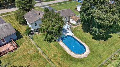 Welcome to this spacious 1672 sq. ft. split level home in a - photo 36