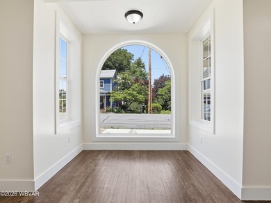 Completely reimagined through a meticulous 3-year renovation - photo 10