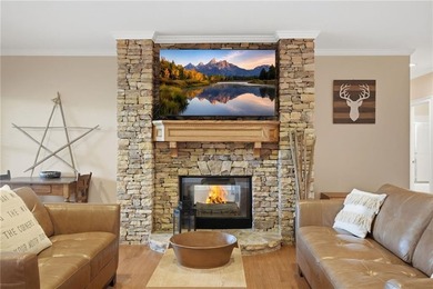 Experience one of Big Canoe's most captivating vista-pruned lake - photo 47