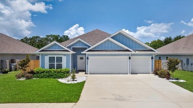 Nestled in a cul-de-sac, this beautifully built 2022 home offers - photo 1