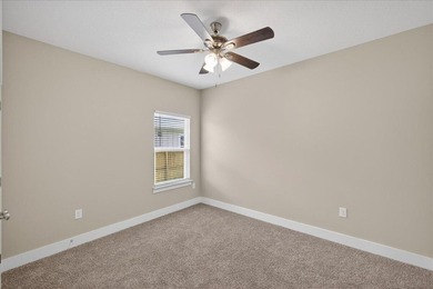 Nestled in a cul-de-sac, this beautifully built 2022 home offers - photo 7